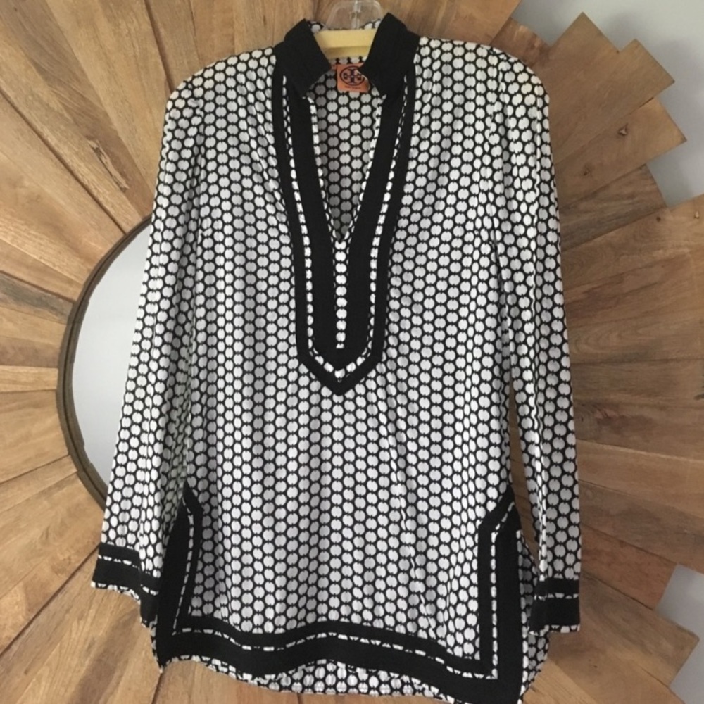 Last chance! Tory Burch tunic w polka dots. EUC